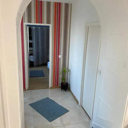 Au Coeur De Apartment *
