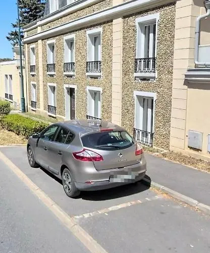 Au Coeur De *